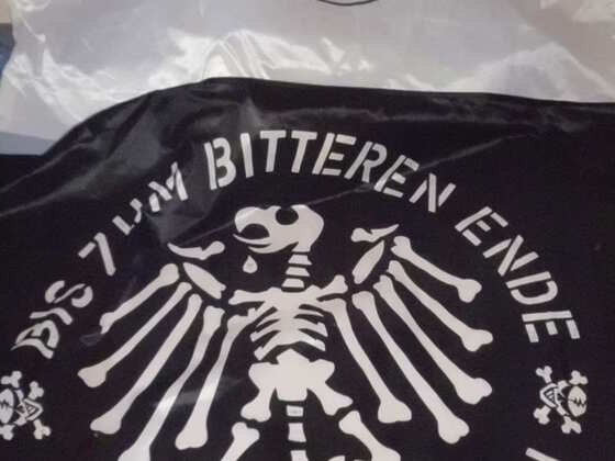Bei der Geburt getrennt!